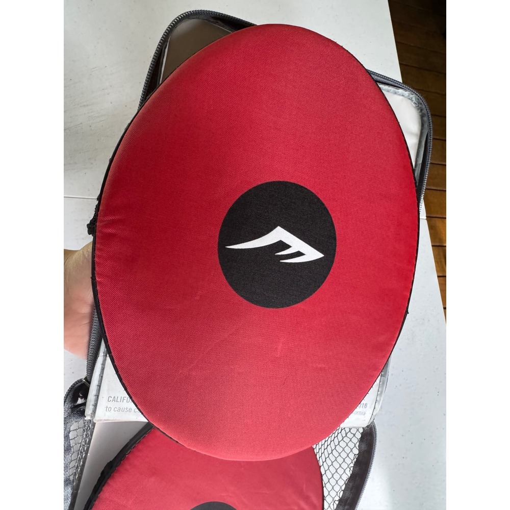 Everlast Focus Punch Mitts Red Black Boxing Kickboxing Training Targets Pair - Picture 4 of 6